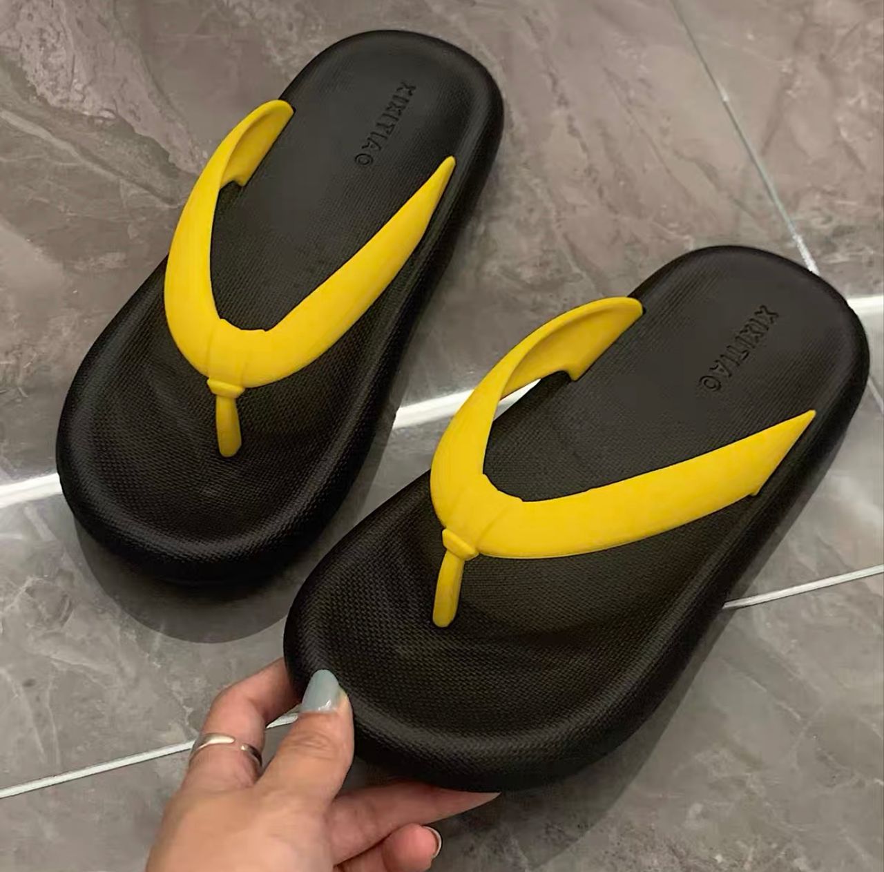 Vacay plain slippers SNZZ327 image