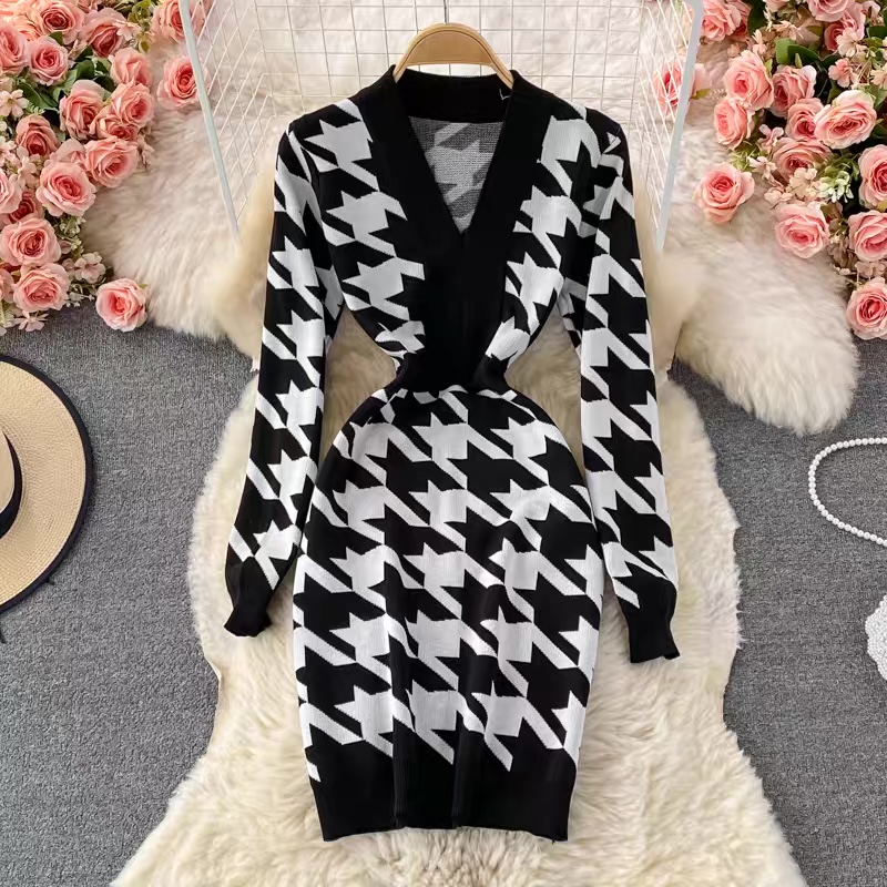 Dollar signs sweater gown KBC14 image