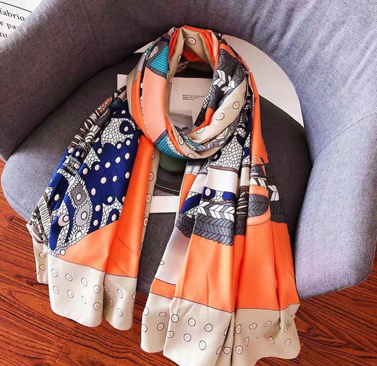 Hermes style print scarf HW117 image