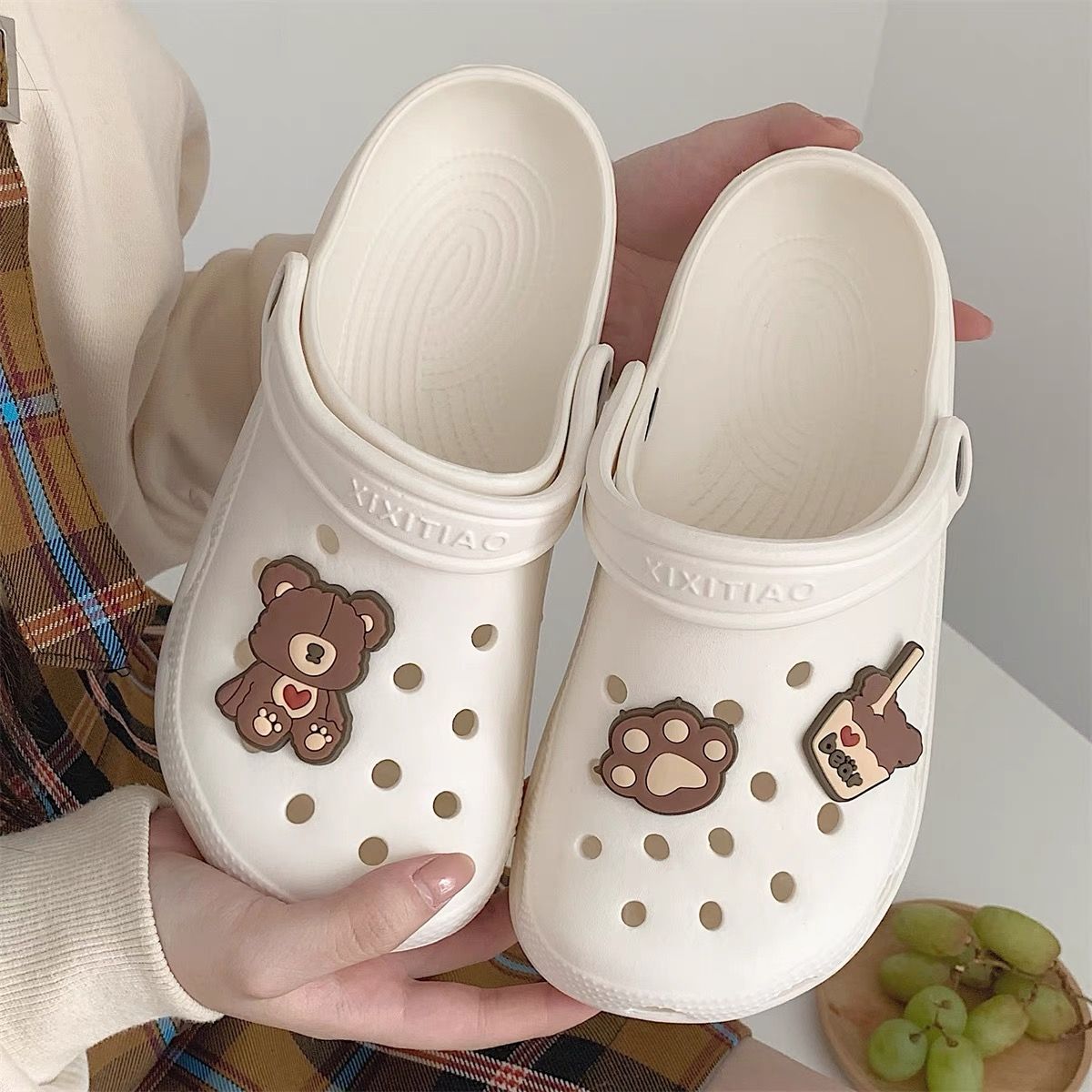 Last min trip crocs SNZZ311 image