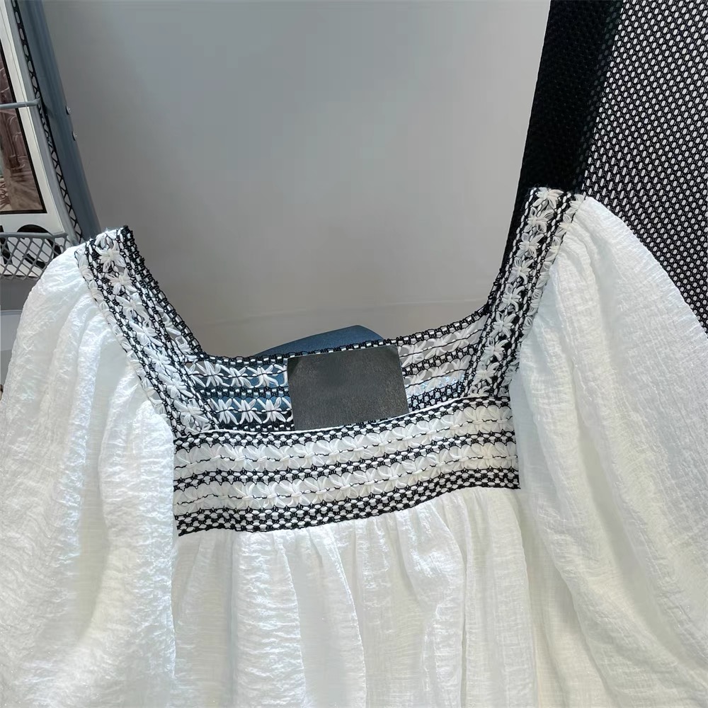 Casual lunch on my mind blouse BE131 image