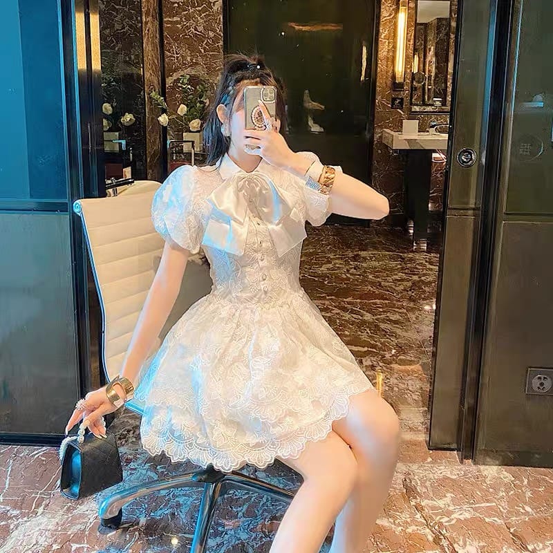 Princess treatment mini lace dress FD90 image