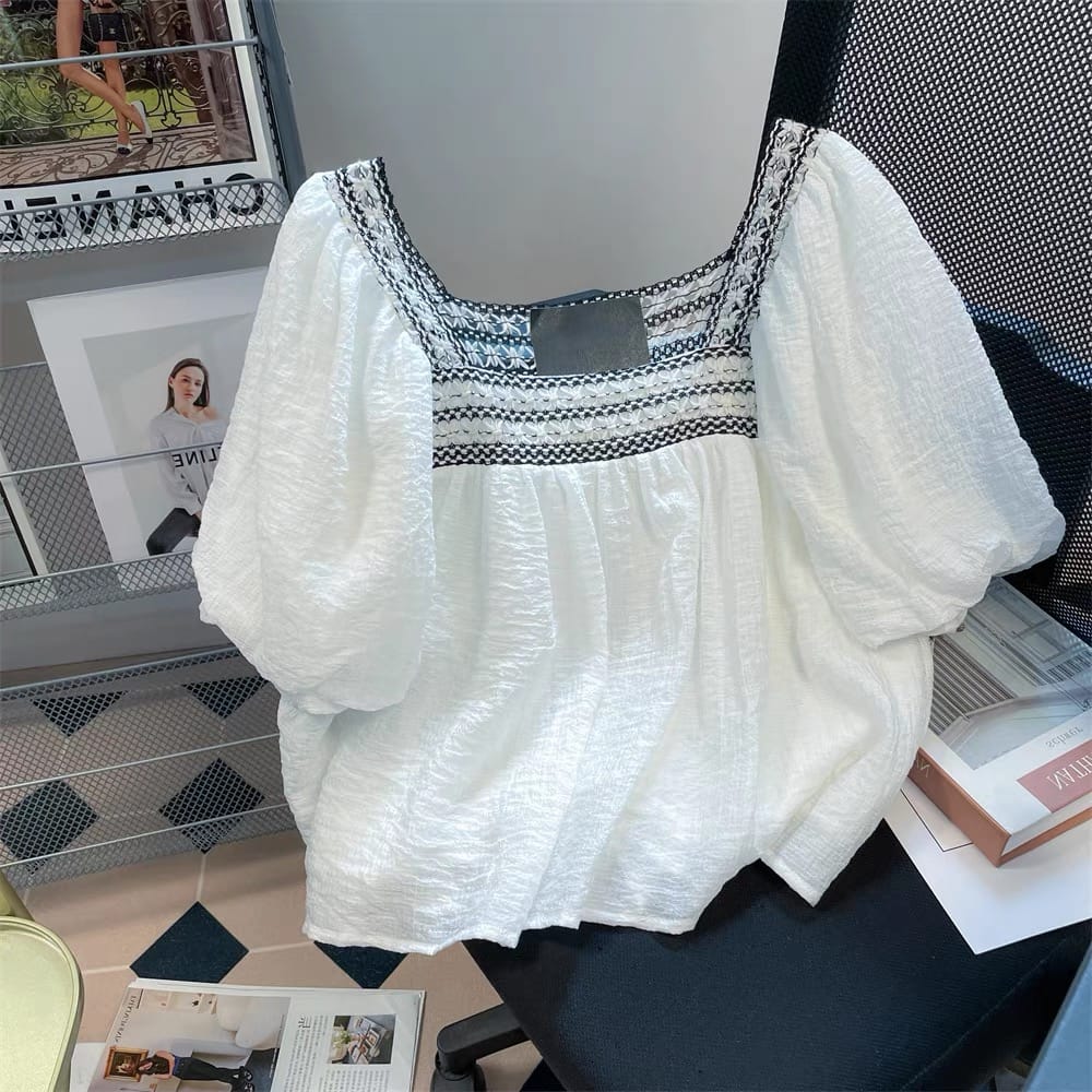 Casual lunch on my mind blouse BE131 image