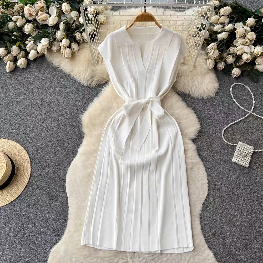 You need to leave him sweat gown KBC47 image