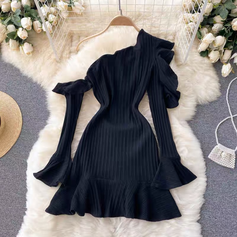 The prettiest at the party mini gown CD44 image