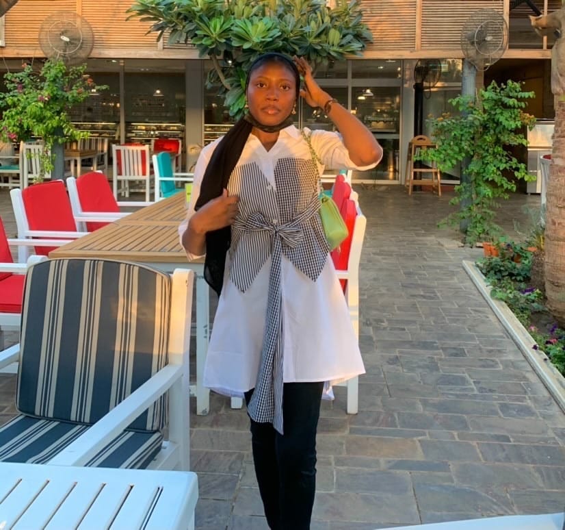 Checkered bow tie shirt image