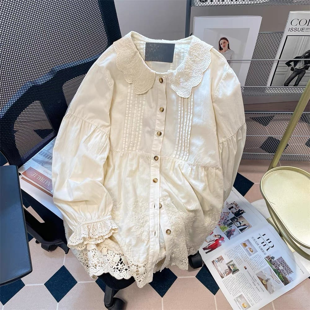 Wine by the fireplace blouse BE143 image