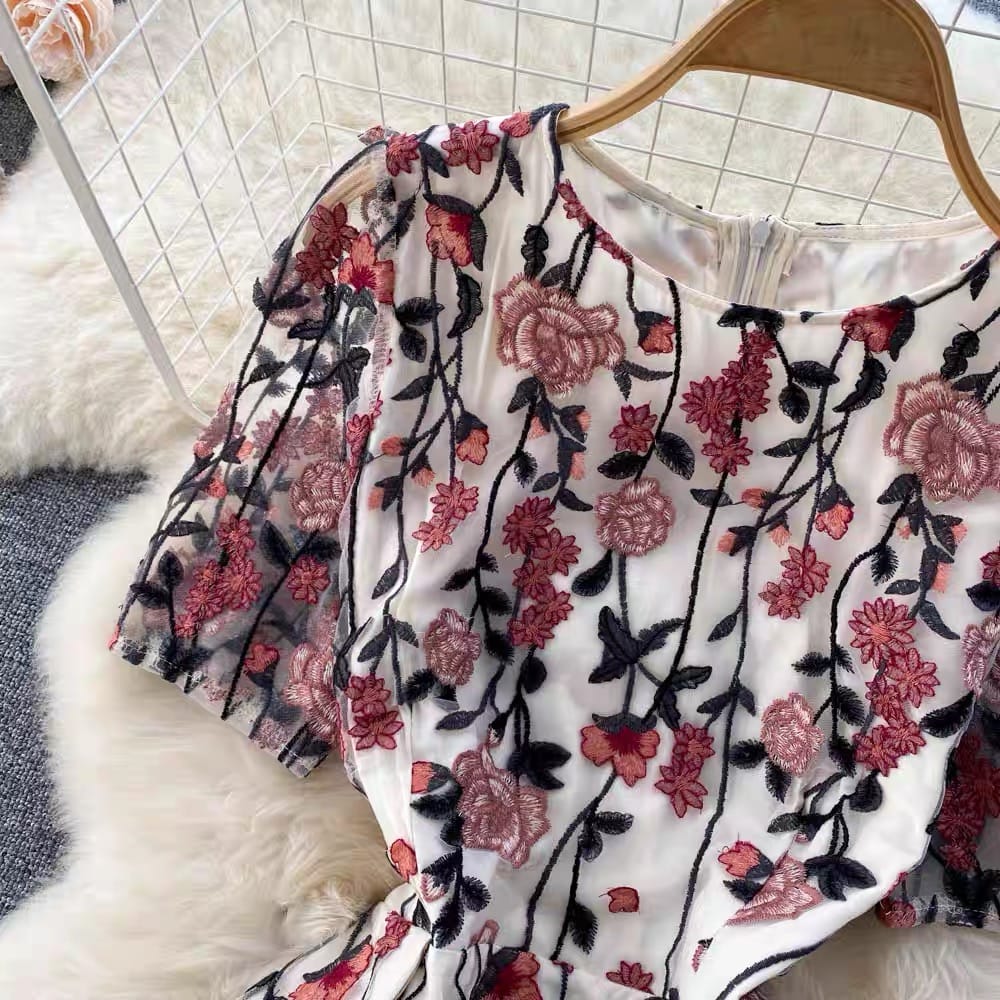 Kiandra roses dress FD237 image