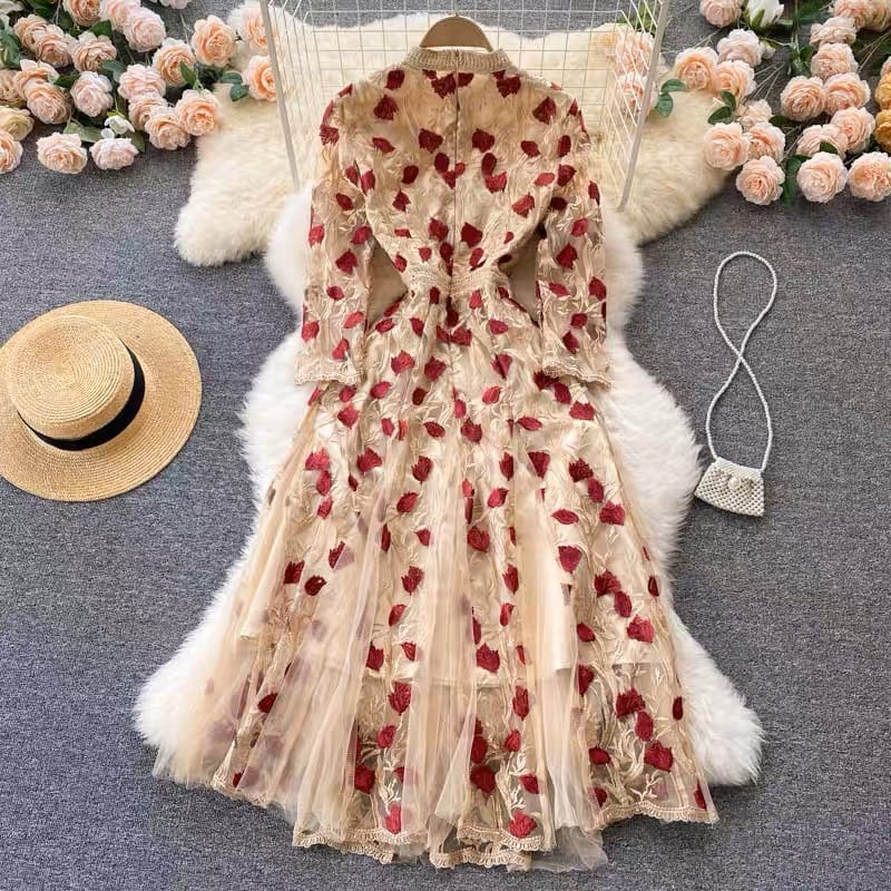 Feeling romantic floral dress FD123 image