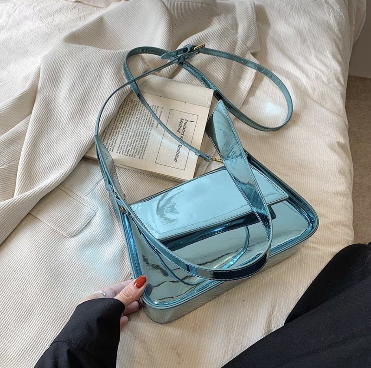 Elaine glossy reflective bag BG211 image
