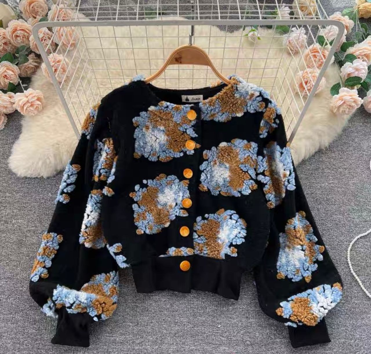 Night in Denver embroidery sweater SZZ811 image