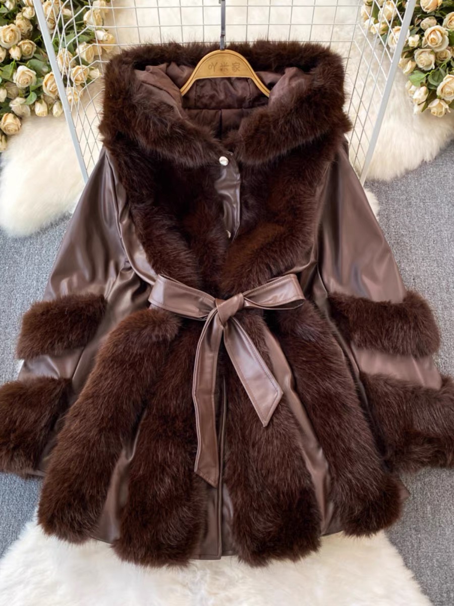 Love in Iceland fur coat WJ103