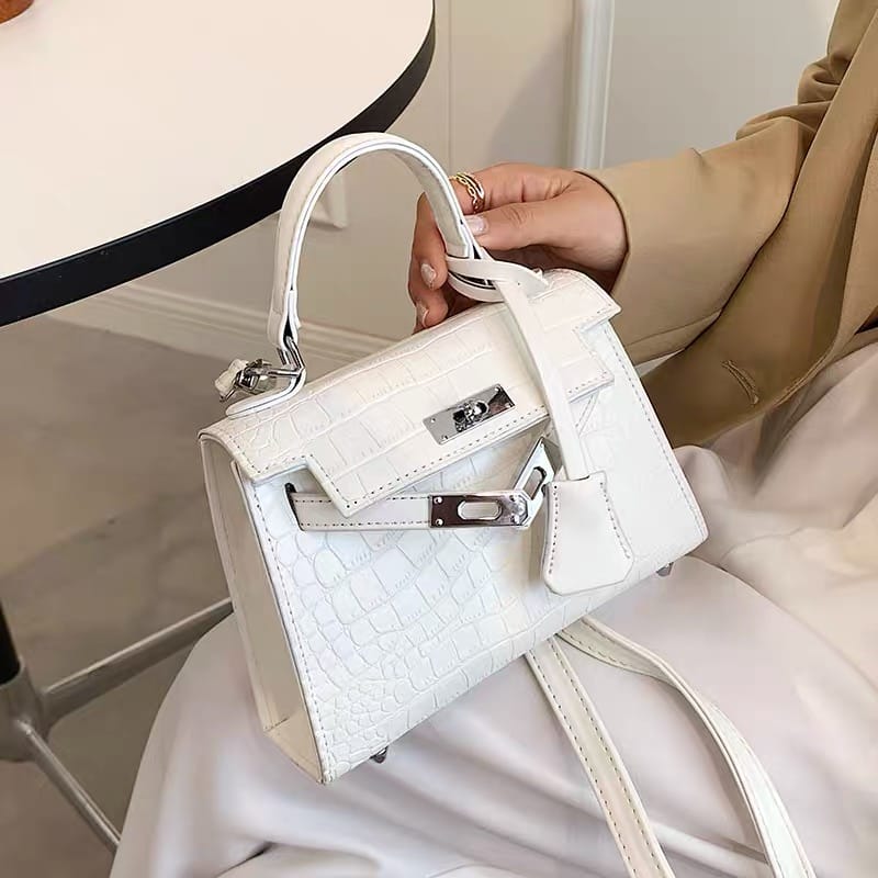 Weekend plans crocs bag BG141 image