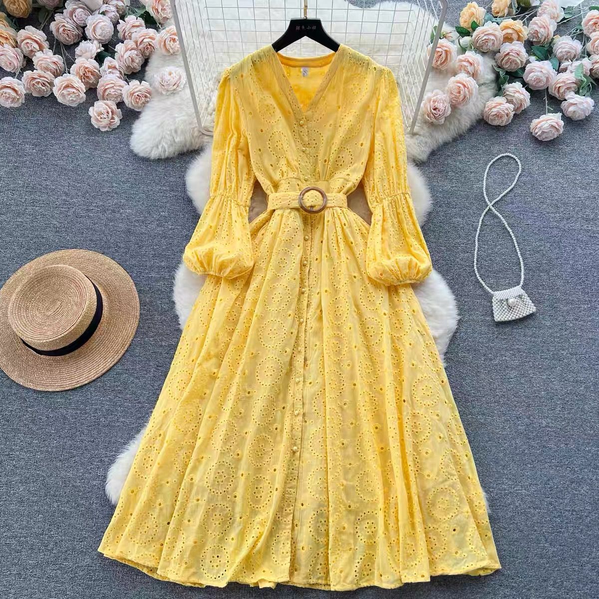 Carmen lace dress & belt FD224 image