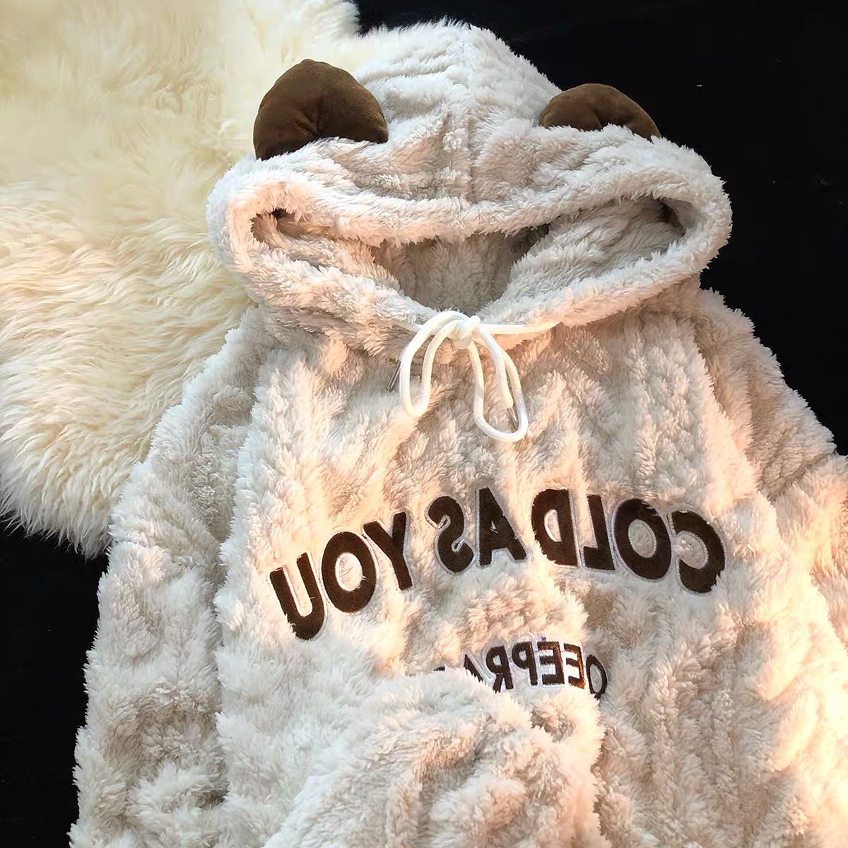 Under control wooly hoodie SSZZ340 image