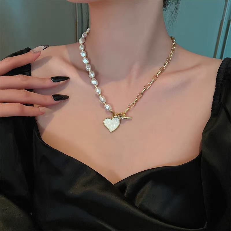 Meet you at the border neck piece JW138 image