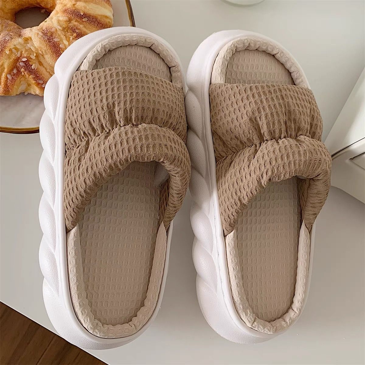 Feet friendly slippers SNZZ360 image