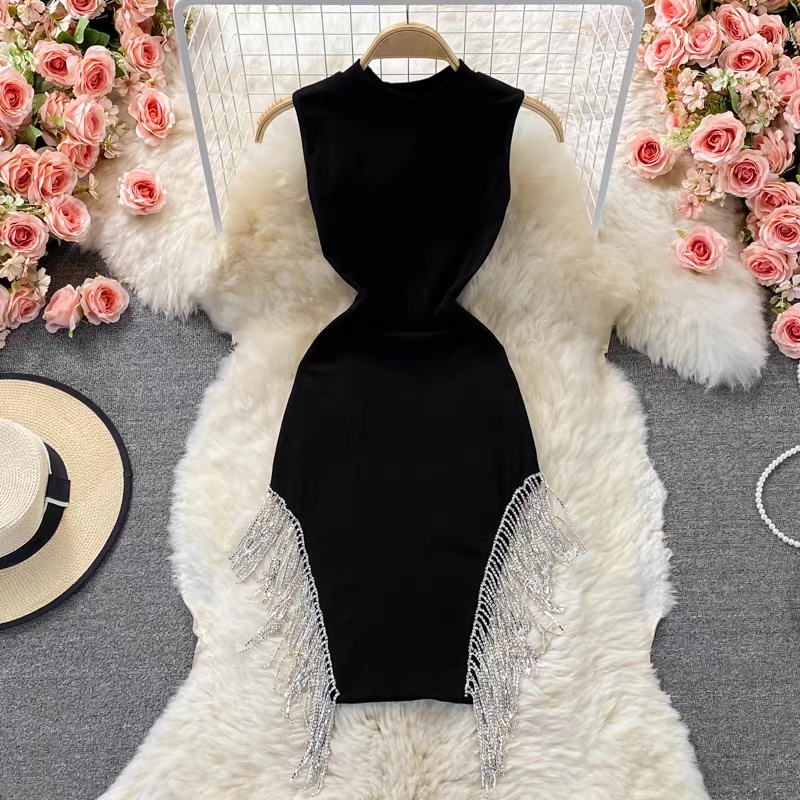 Sexy slither side cut gown CBC50
