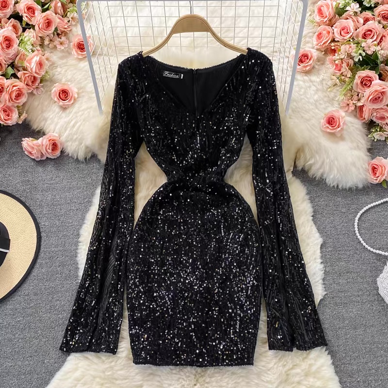 Iconic sparkle gown EBC7 image