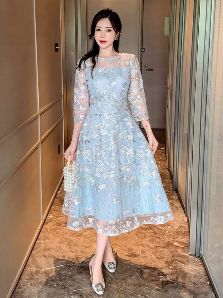 Trevally sweetheart mesh dress FD236 image