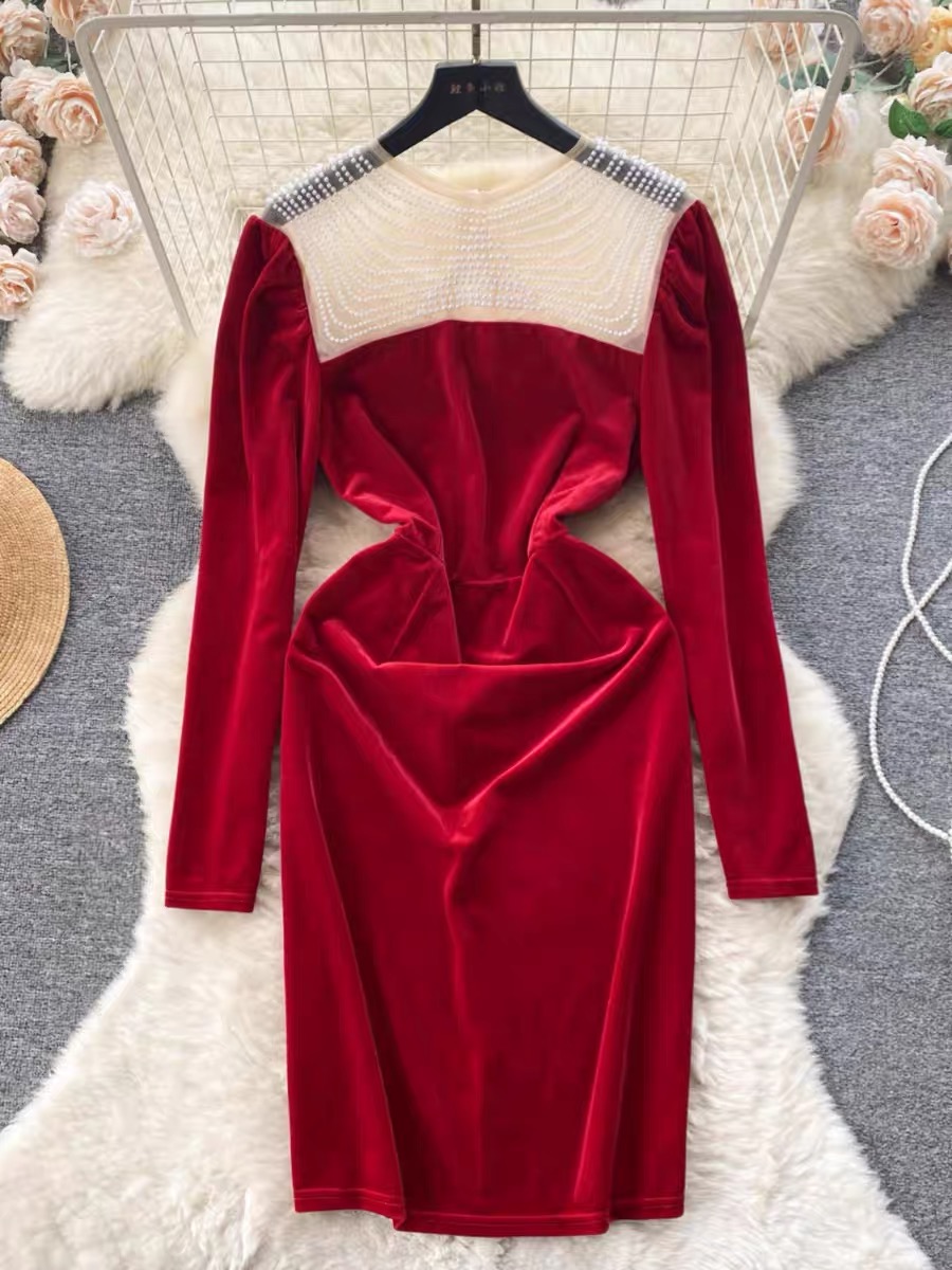 Making changes velvet dress CBC378