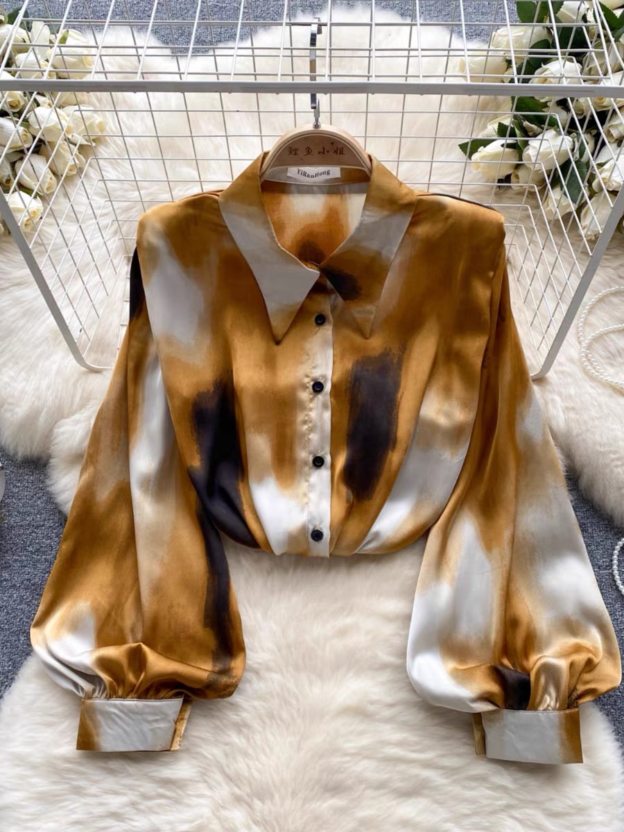 Walk around town luxury blouse BE185
