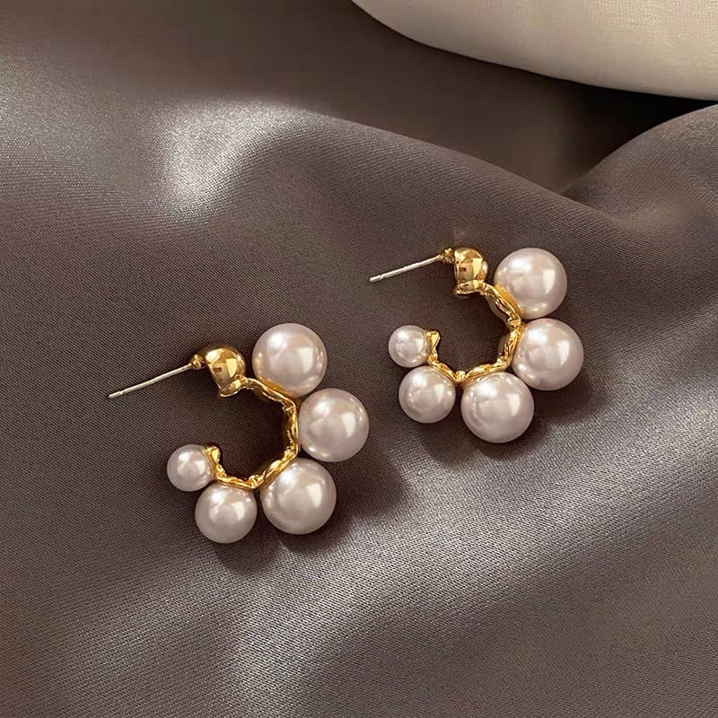 Shy babe pearls earrings JW126 image