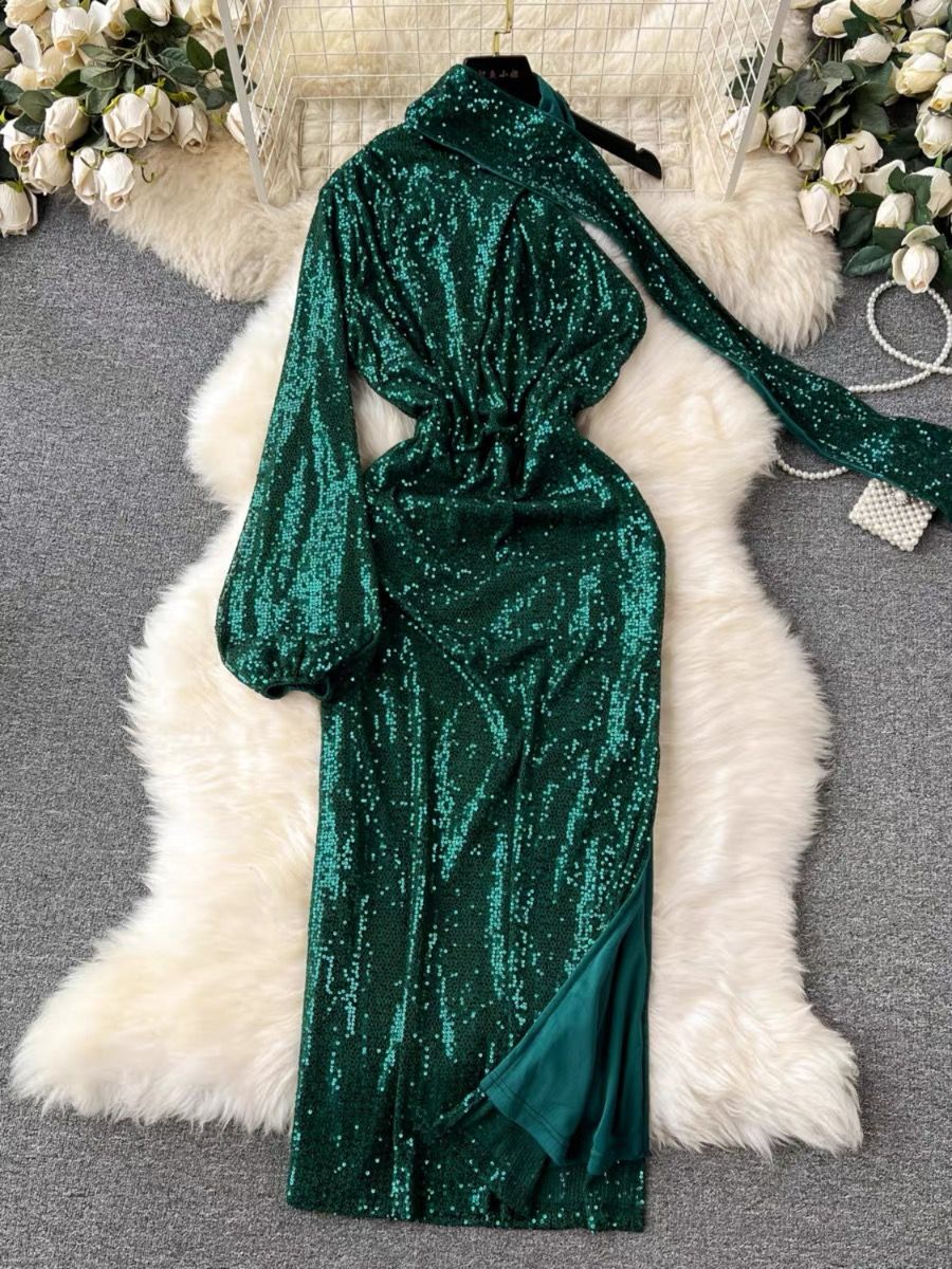 Hosting events sparkle dress EBC73 image