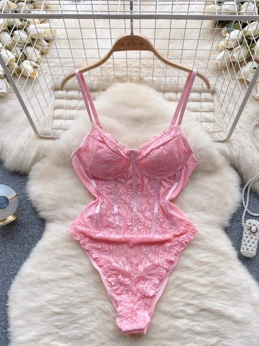 Never unnoticed lace bodysuit TZZ1550 image