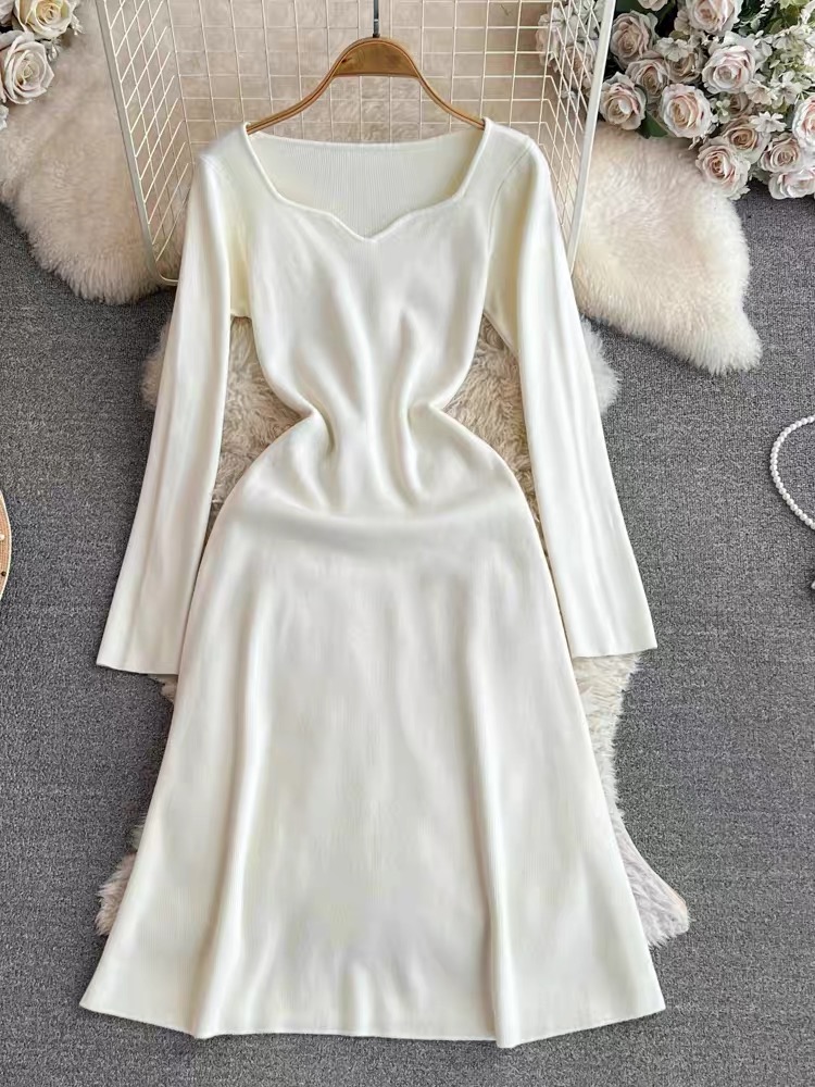 Hooked on me knitted dress KD194