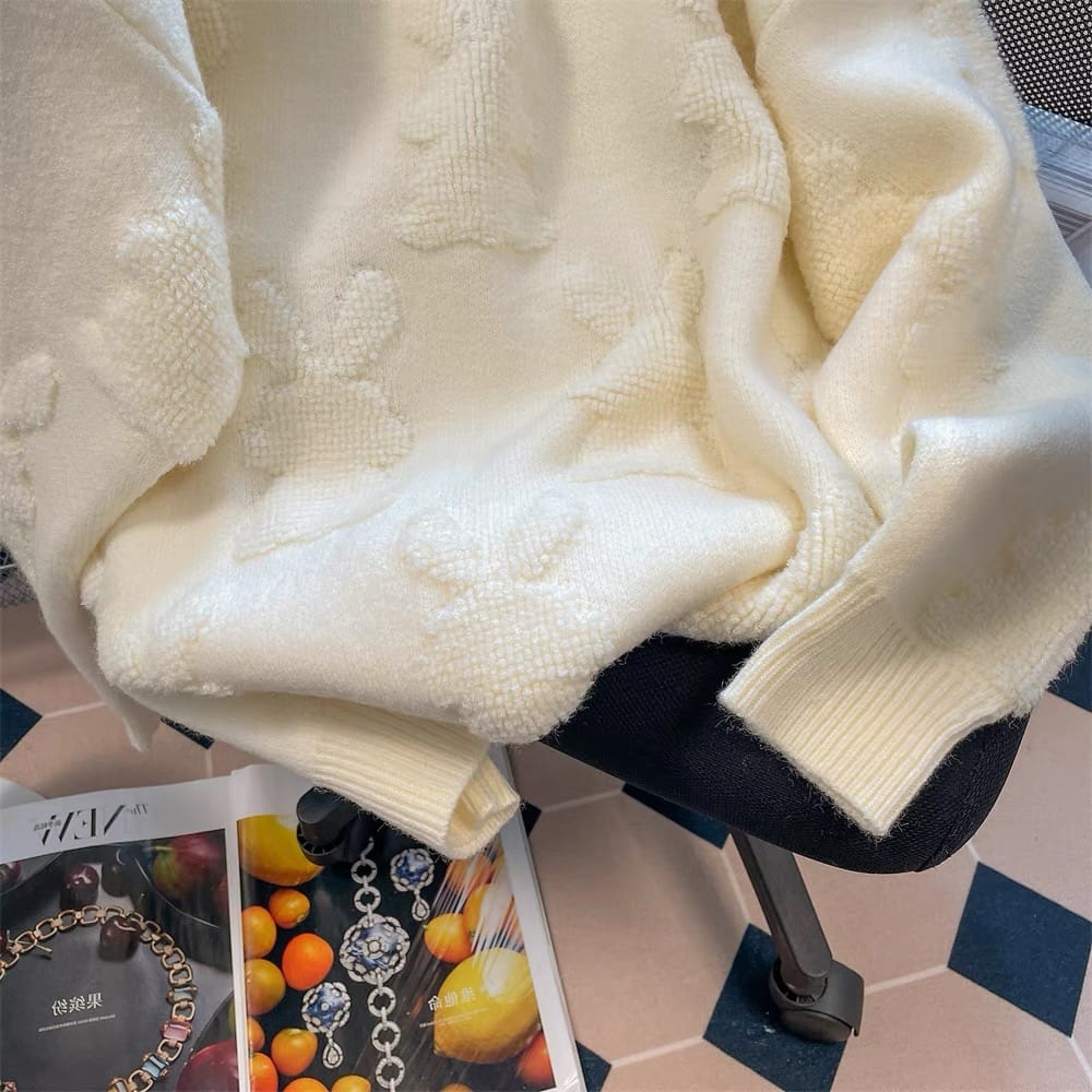 My lucky seven bunny sweater SSZZ584 image