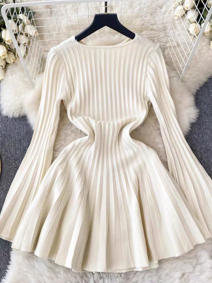 A drop of diamond knitted dress KD217 image