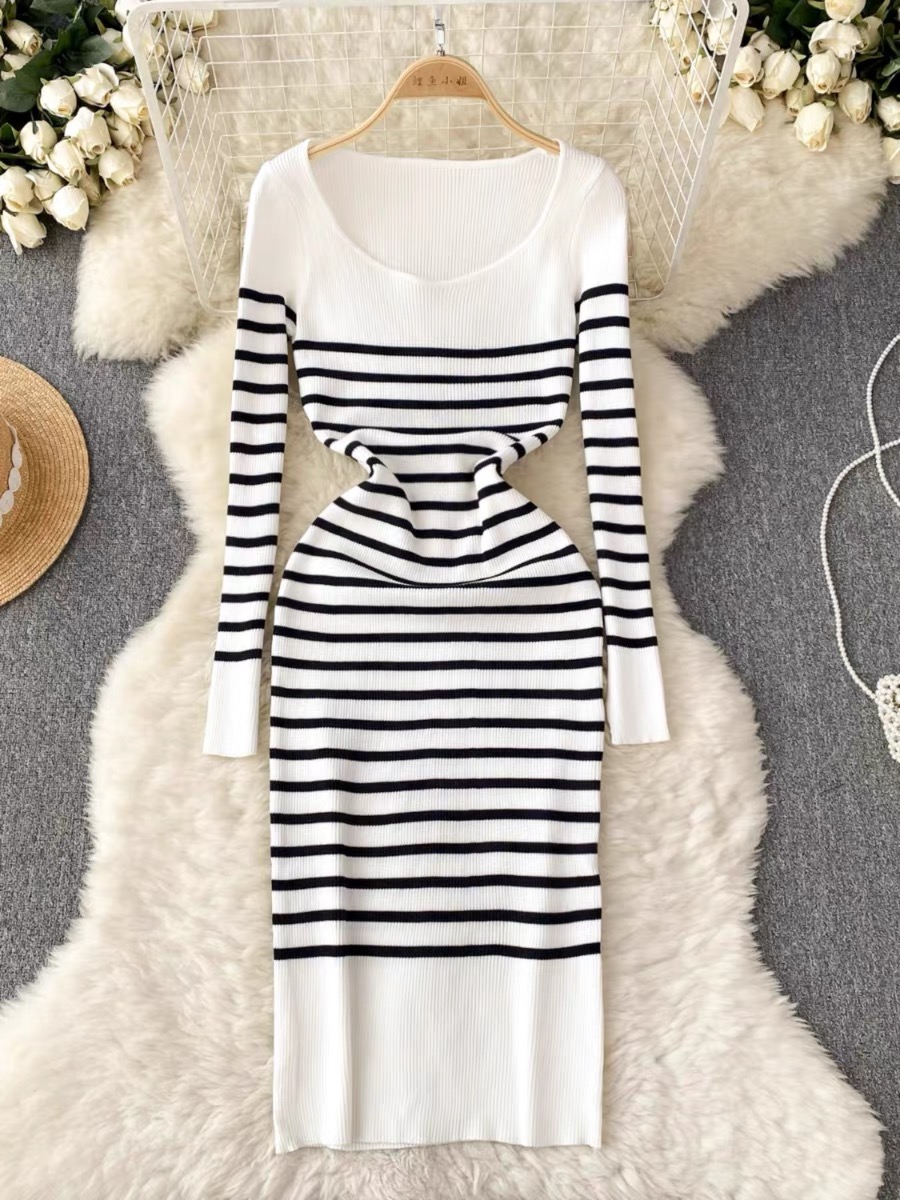 The fast lane knitted gown KBC118