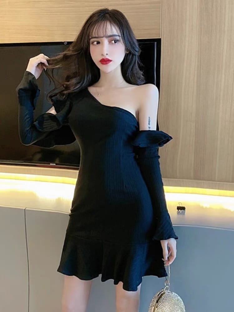 The prettiest at the party mini gown CD44 image