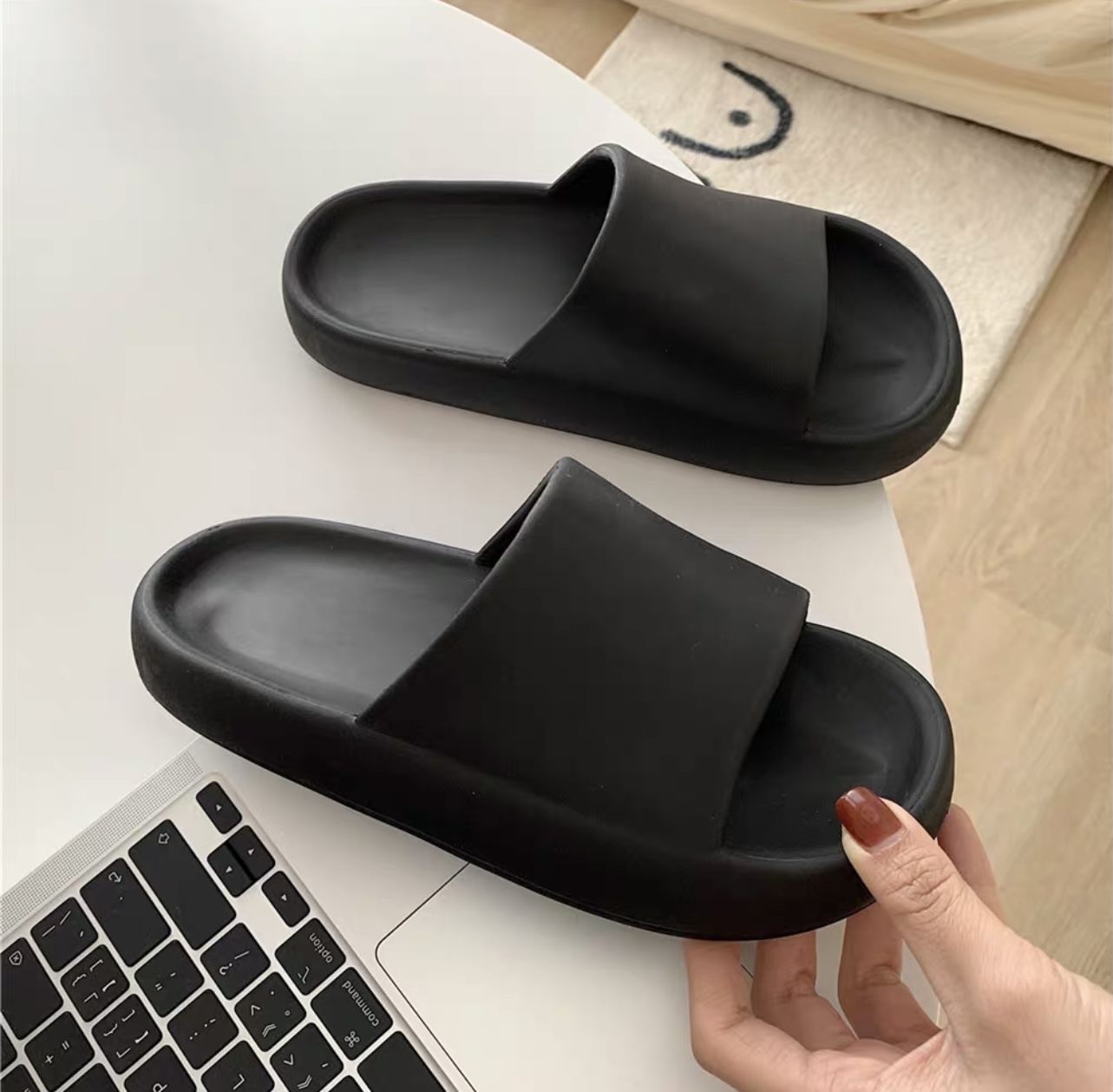 Went viral Comfy slips SNZZ229 image