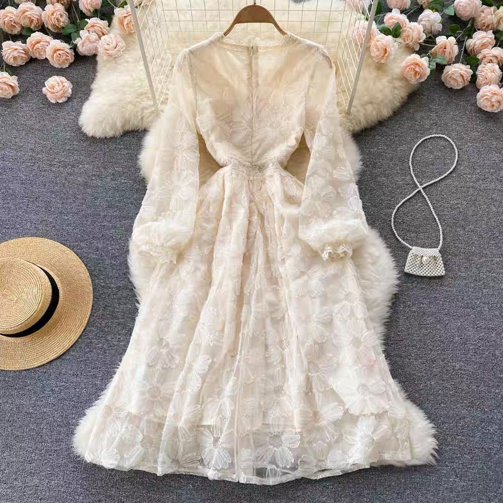 Royally tied beige dress FD62 image