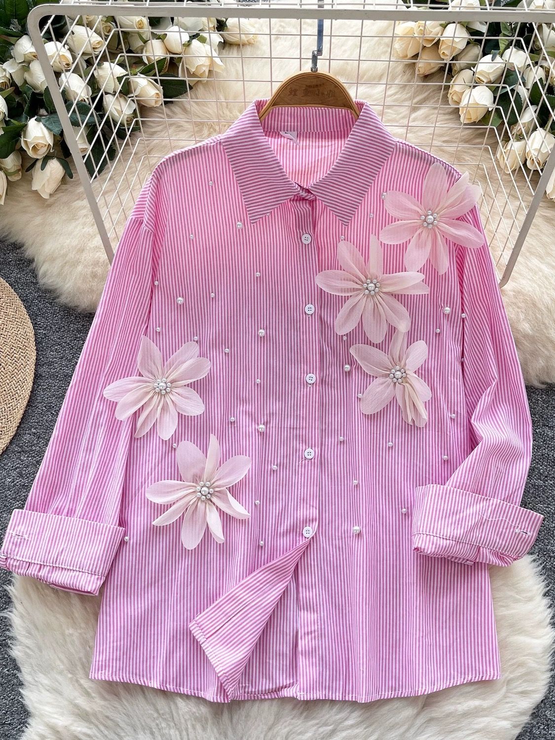 Queen’s movement shirt SH203 image