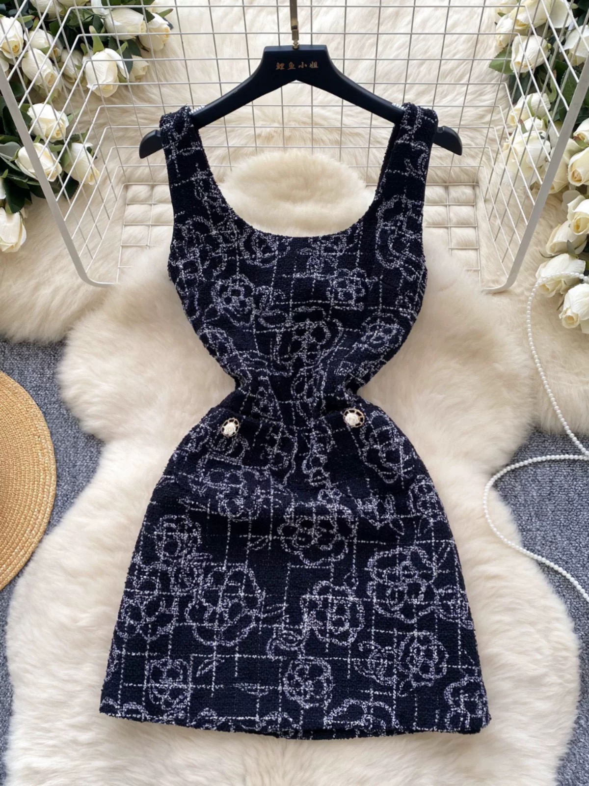 Made to thrive Dress CD915