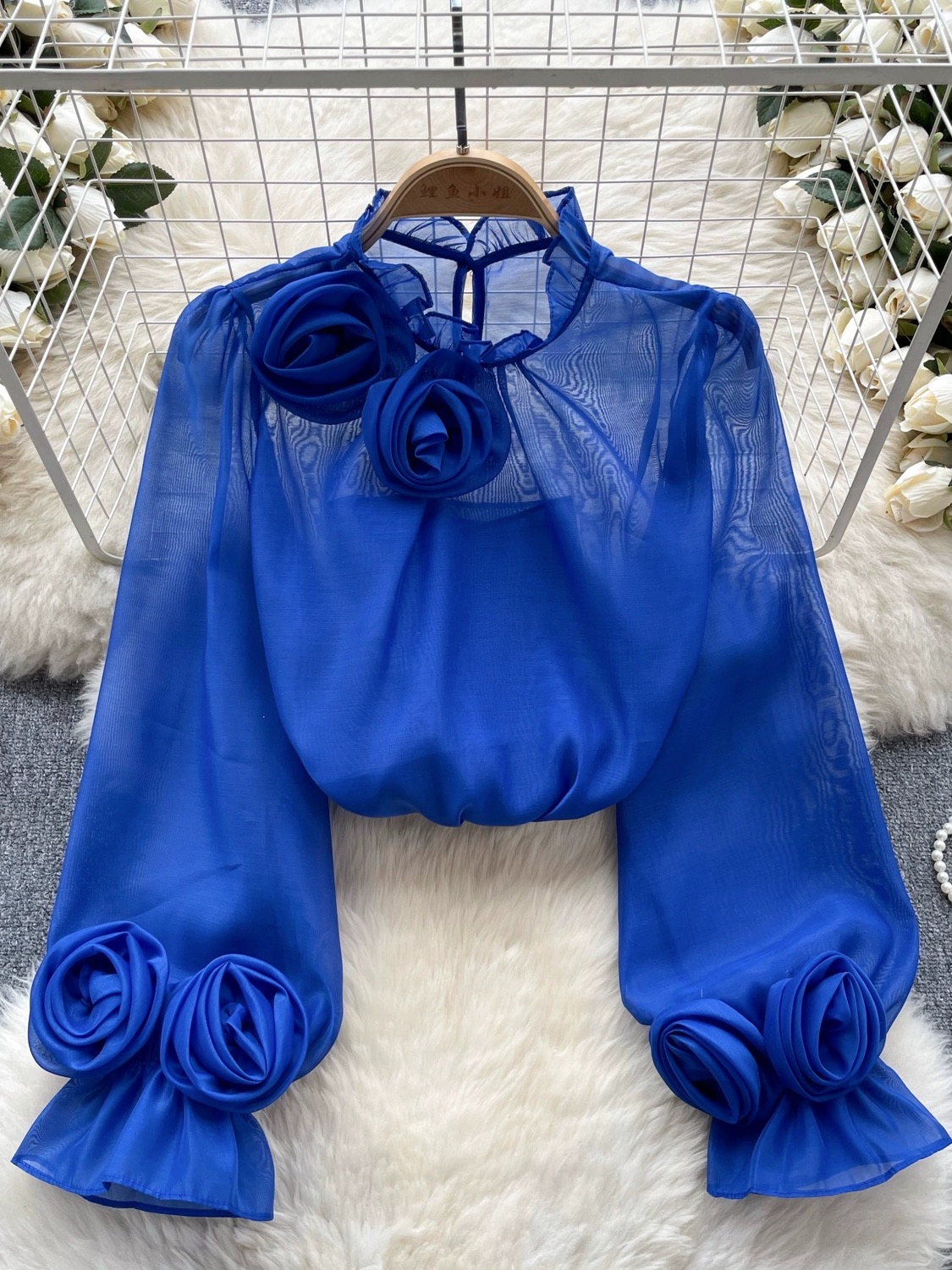 Lift my slay blouse BE339