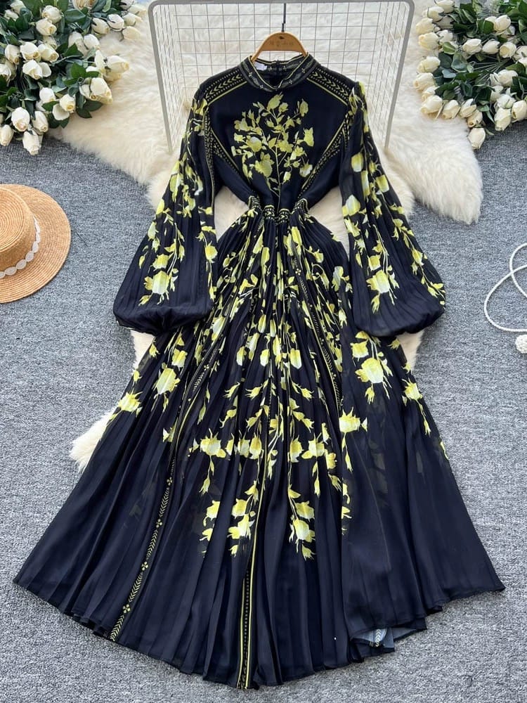 Uncomplicated two tone dress CD247 image