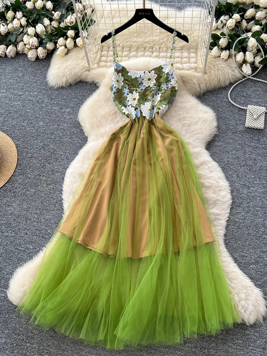 Can’t stay away dress FD536