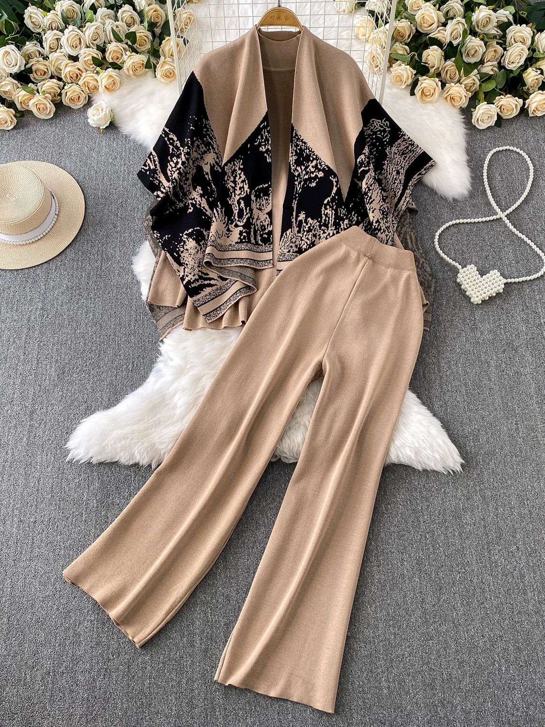 Back to Paris cozy set STP227 image