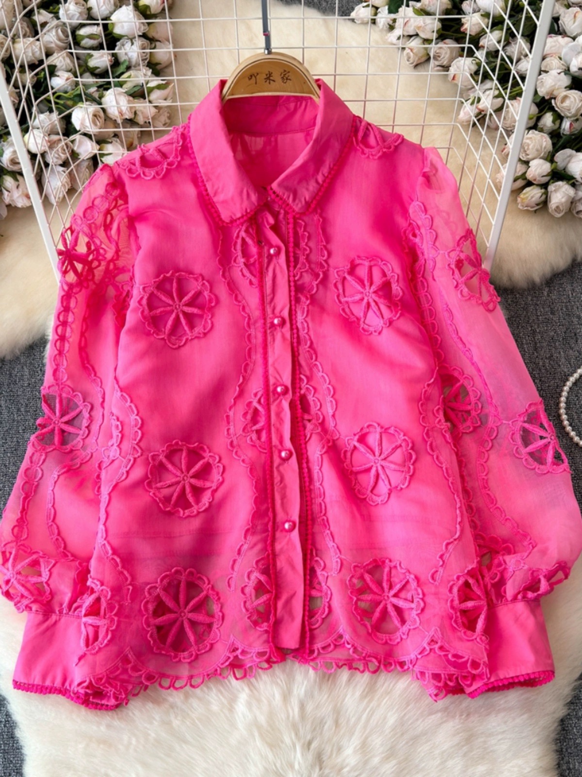 Bold concept blouse BE430 image