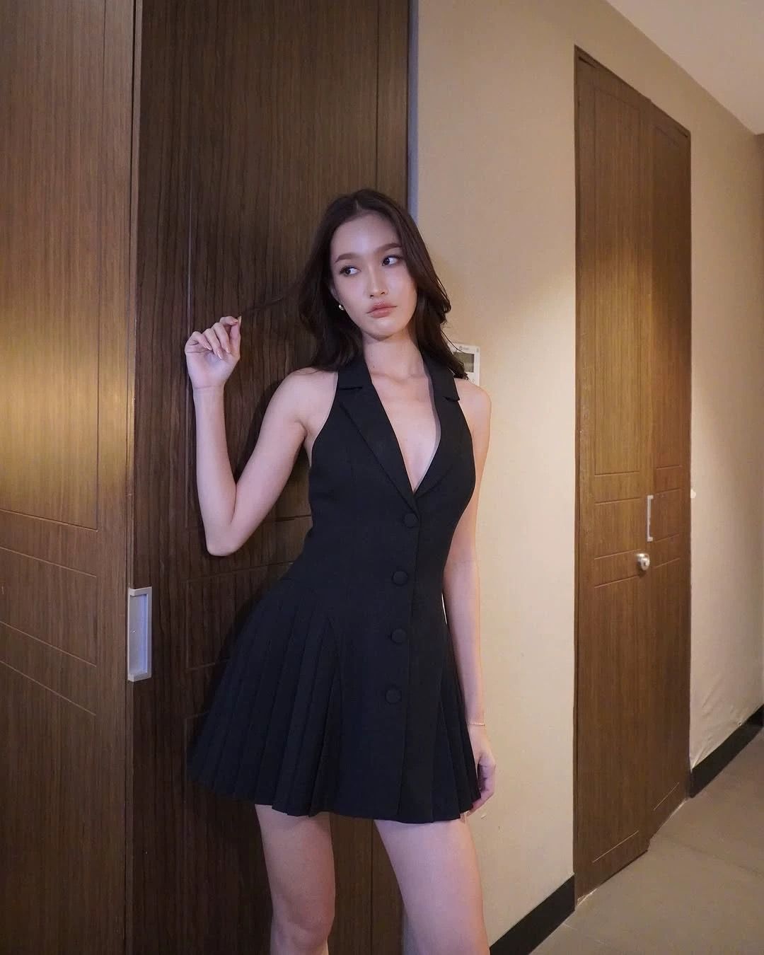 Never too extra dress CD1384 image