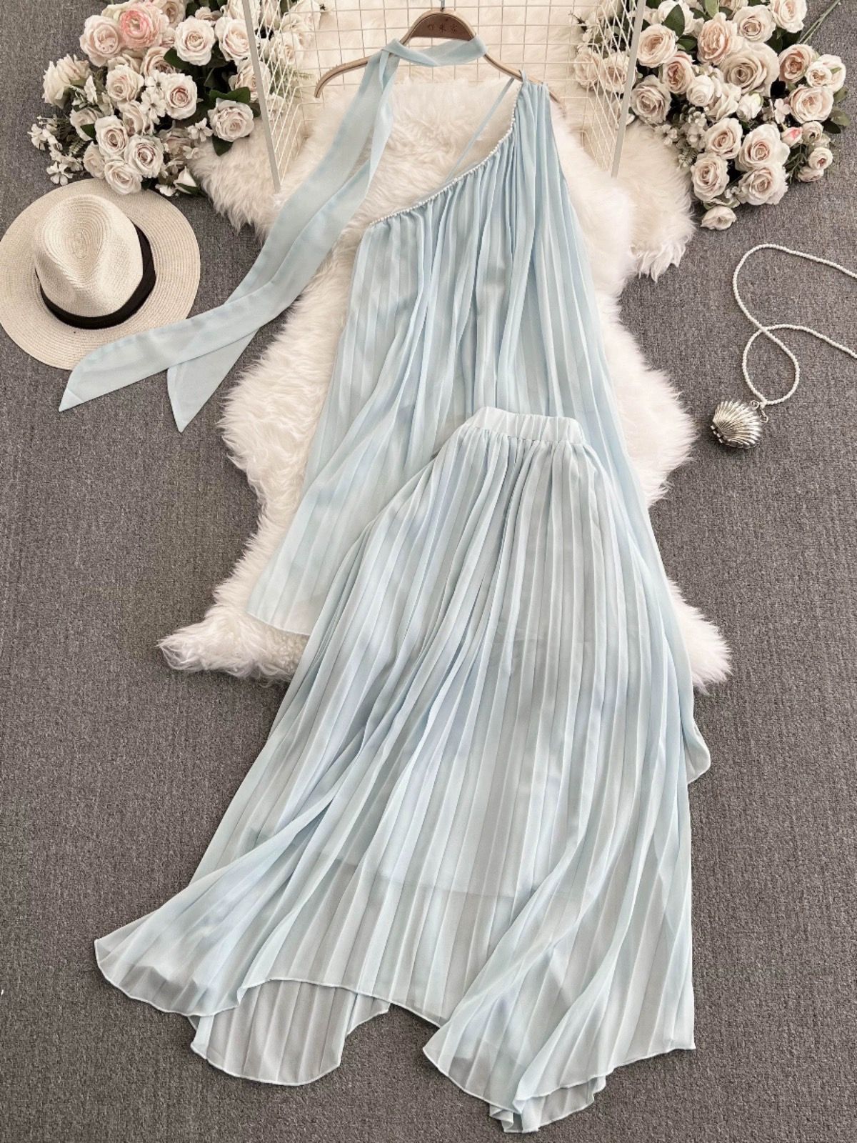 Telling lies set CTP405 image