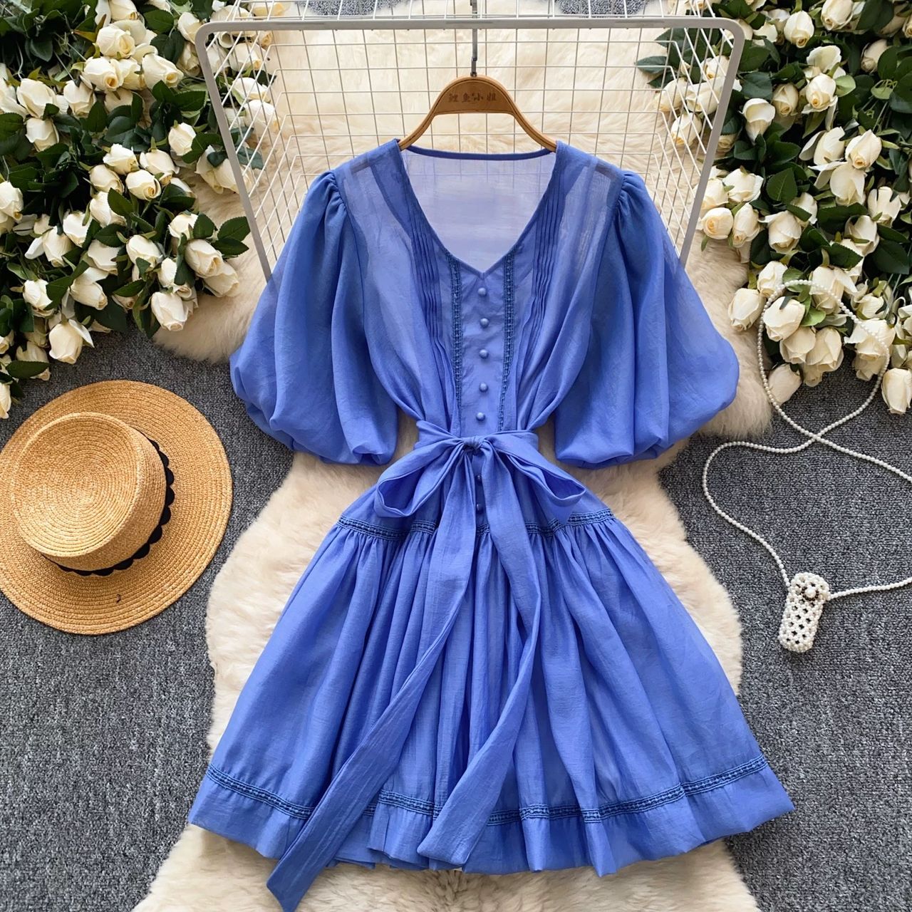 Let’s hit it dress & camisole CD1589 image