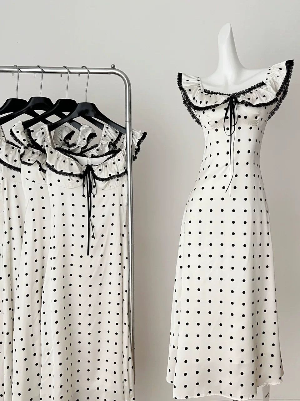 Summer in Netherlands dress CD343 image