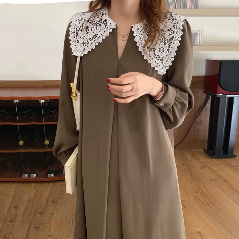 The queen in me dress FD1217 image