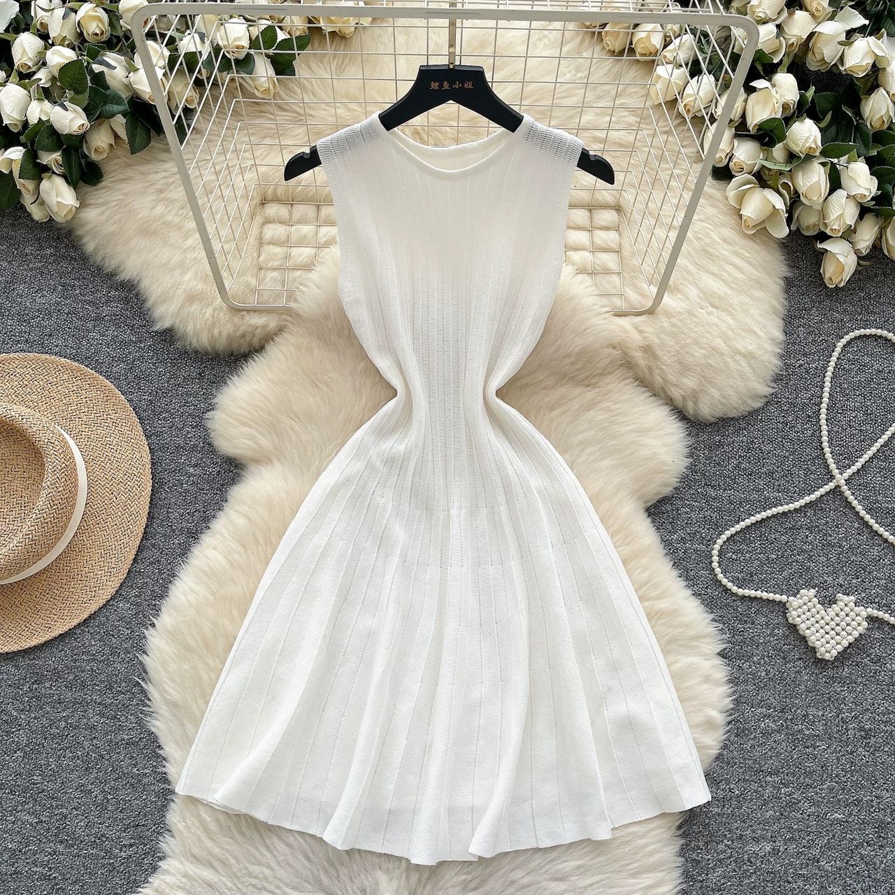 On trend dress CD1569 image