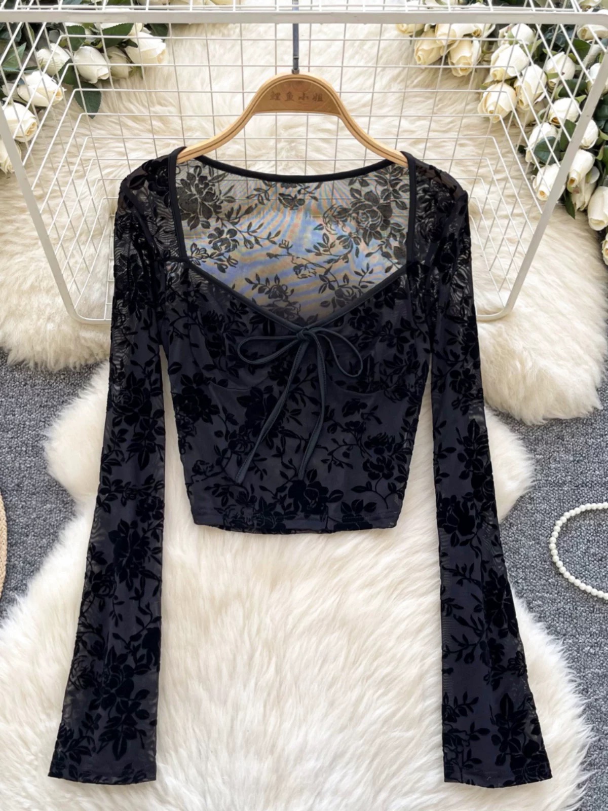 Casual meets black top CTO789